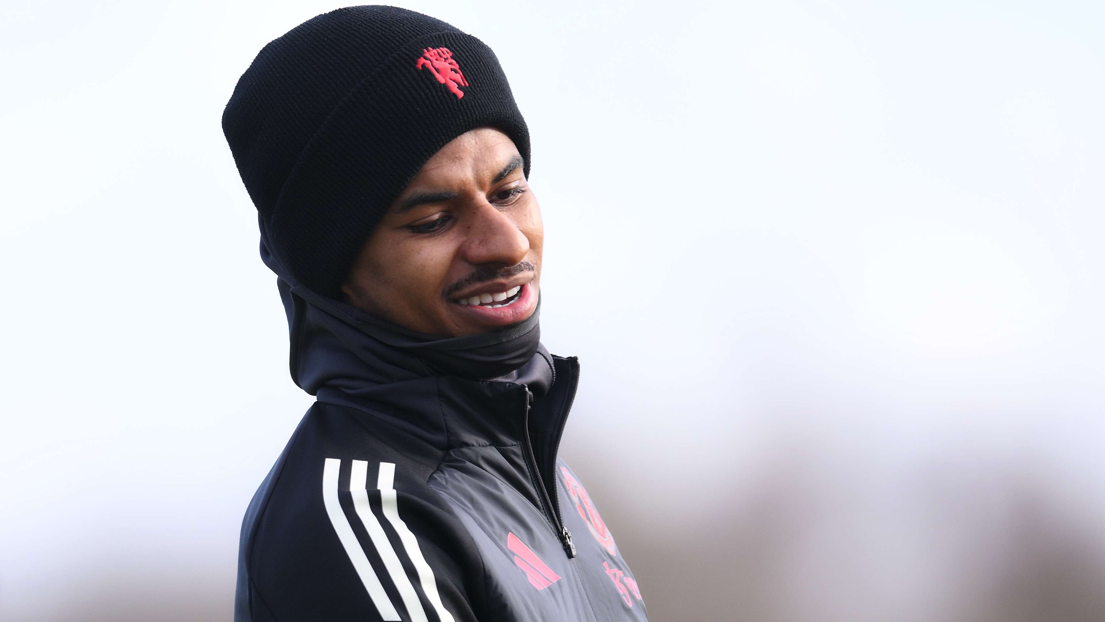 传闻蒿俊闵将复出再战绿茵场续写中国男足传奇故事