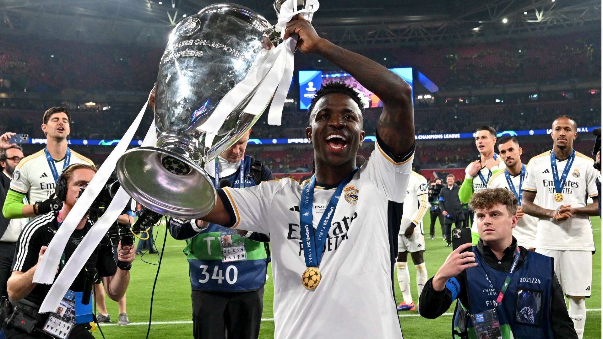 巨在追求巅 巨在追求巅